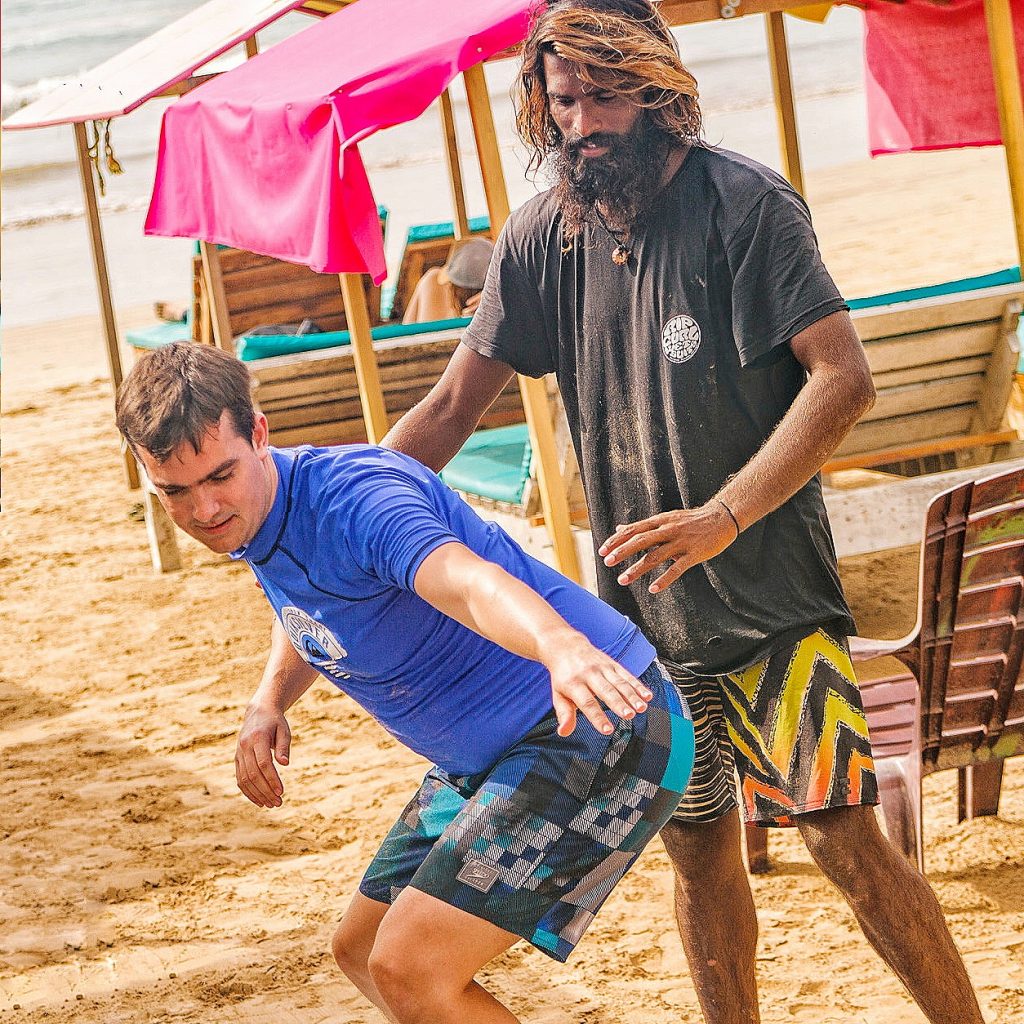 Private surf lesson in Sri Lanka